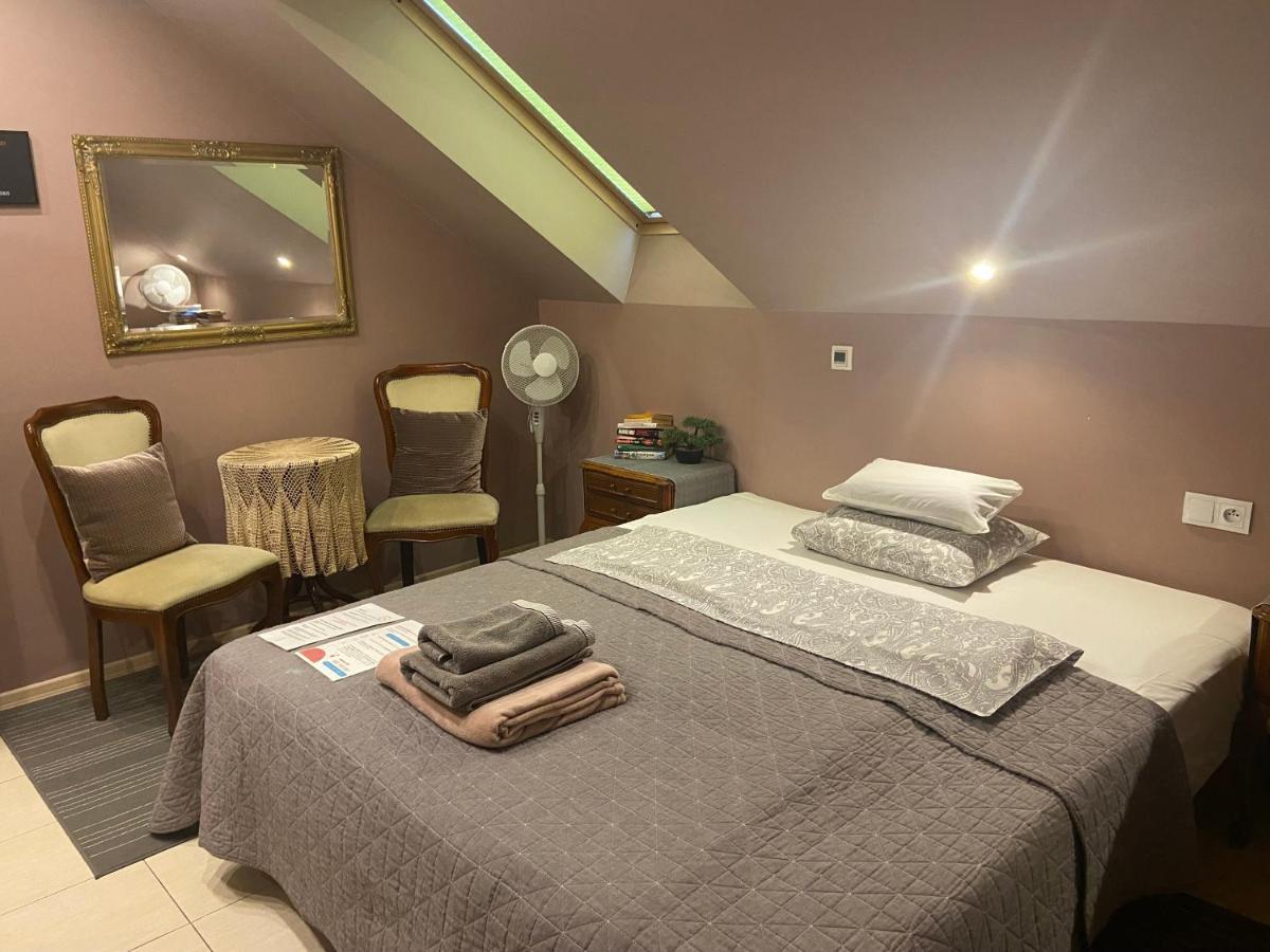 Medison Family Boutique B&B Kielce Extérieur photo