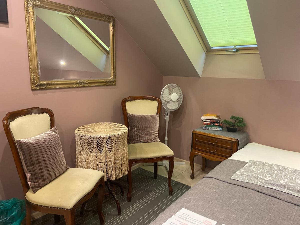 Medison Family Boutique B&B Kielce Extérieur photo