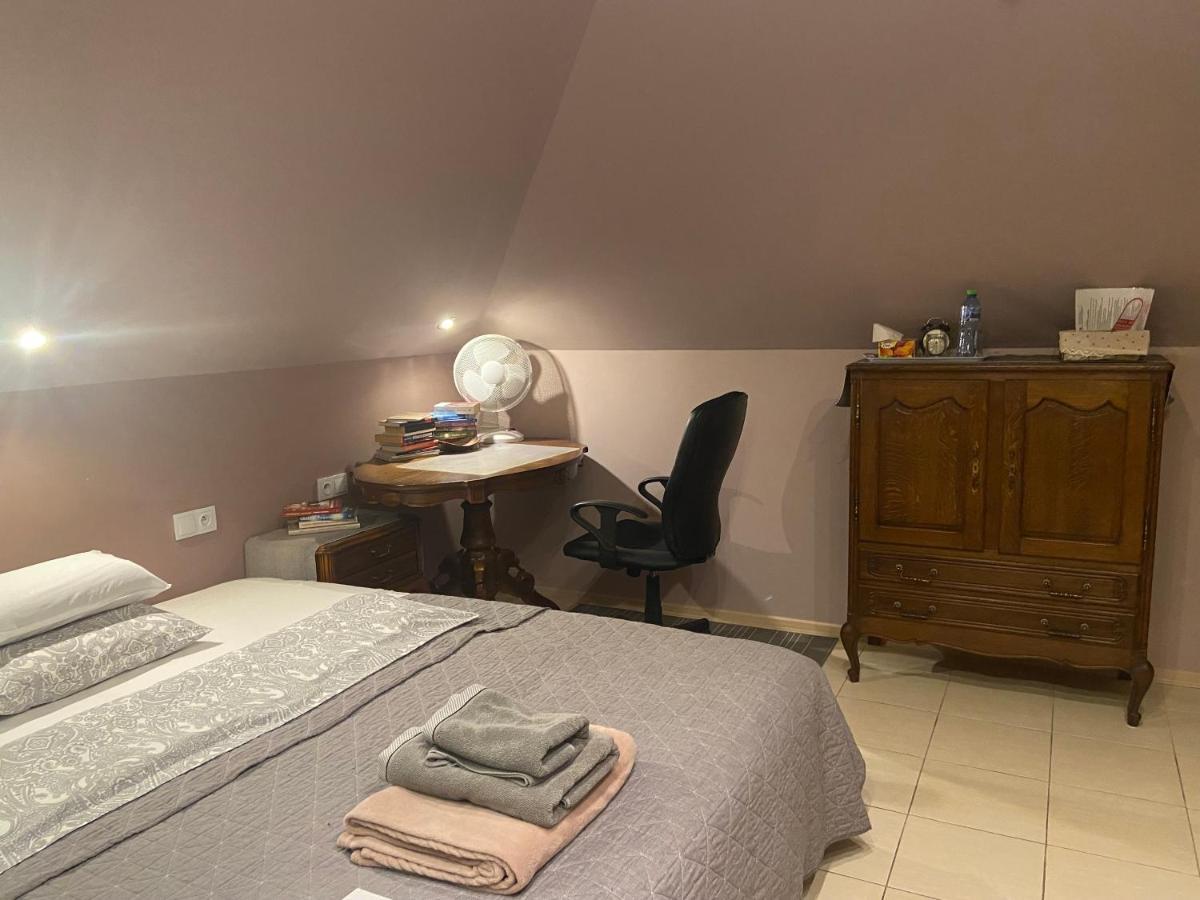 Medison Family Boutique B&B Kielce Extérieur photo
